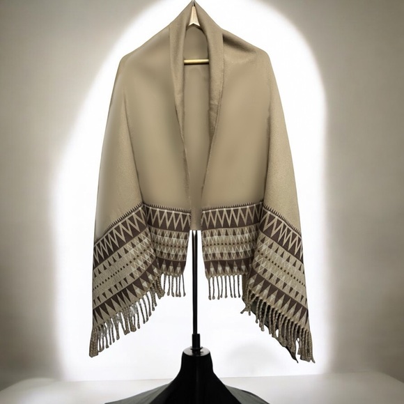 Cecchi e Cecchi Italy Native American Southwestern Boho Wool Poncho Shawl Scarf - Picture 9 of 9